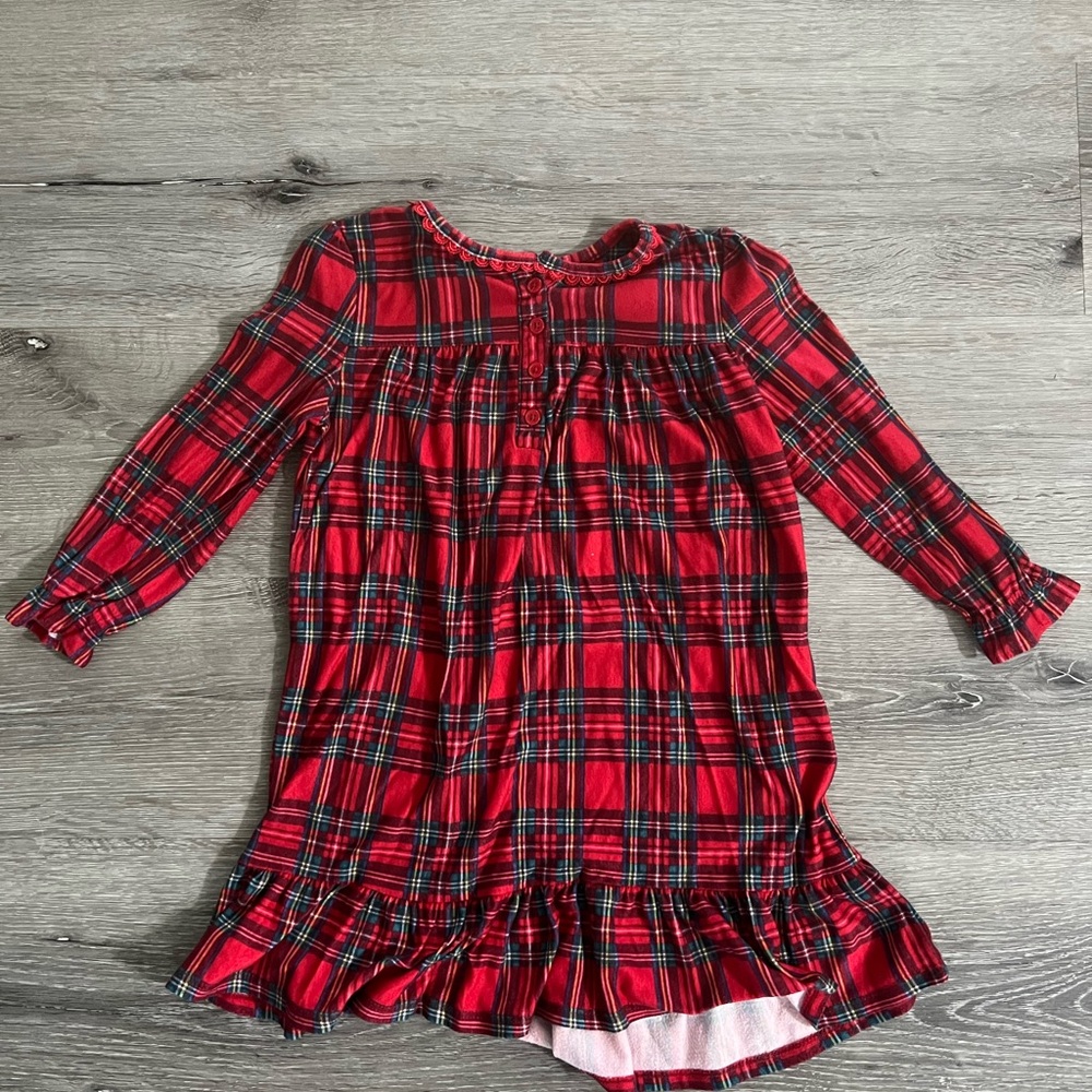 Christmas pjs red , xs/4-5 size
